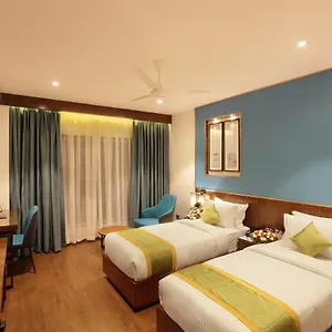 Ceasar Palace Hotel Thodupuzha